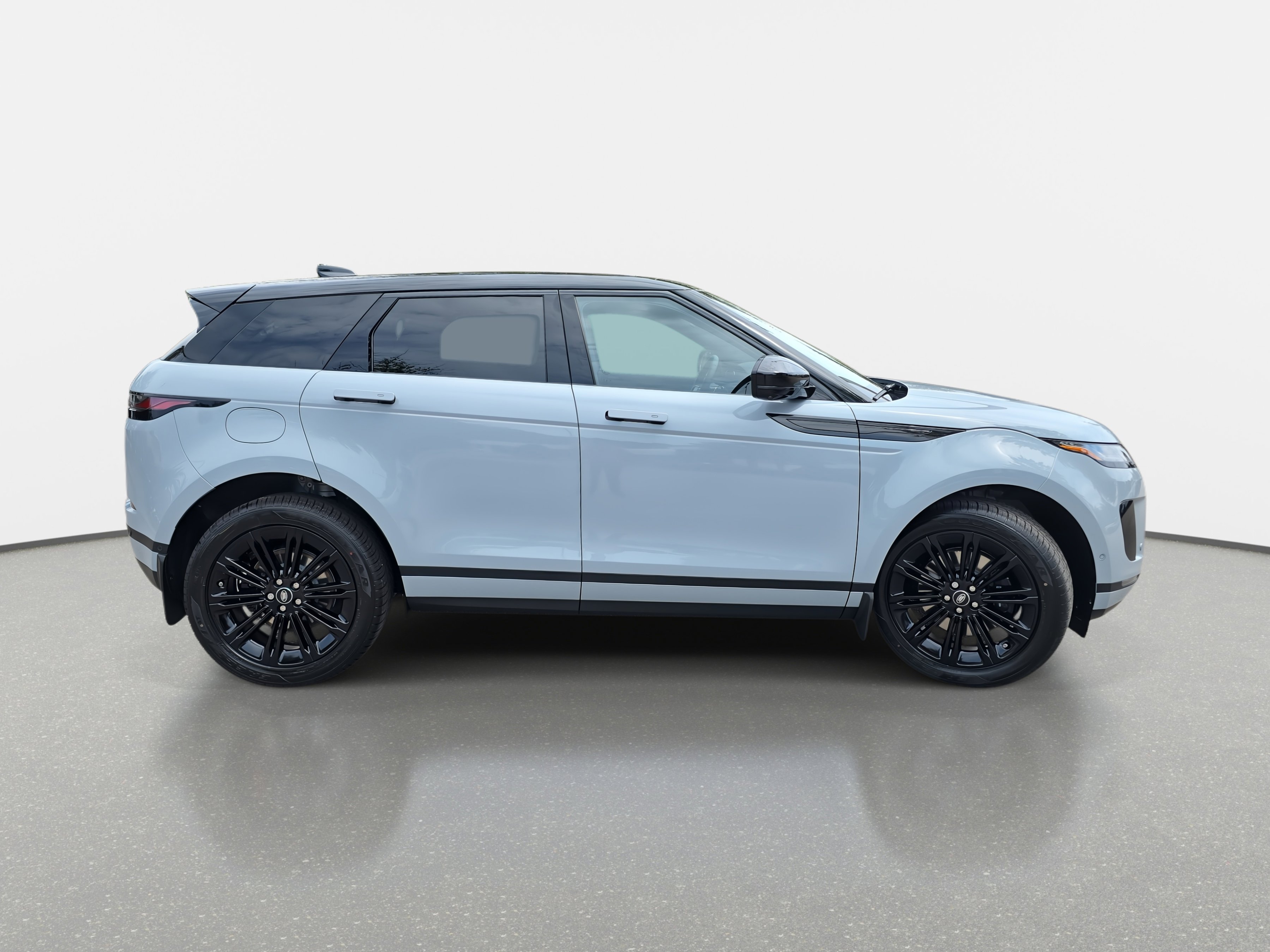 New 2026 Land Rover Range Rover Evoque S image 4