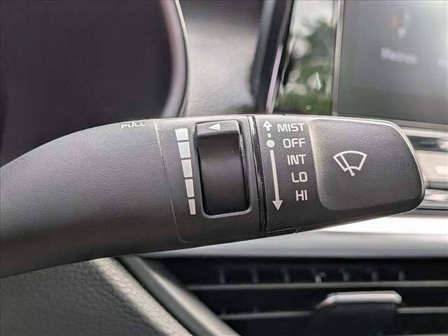 Used 2024 Kia Forte LXS FWD image 11