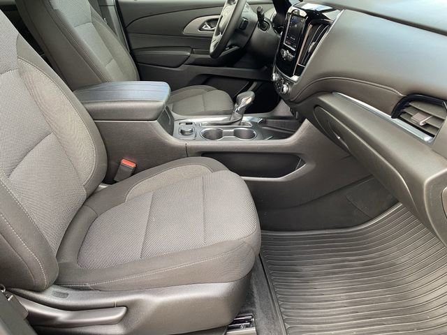 Used 2023 Chevrolet Traverse LT image 12