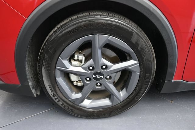 Used 2025 Kia K4 FWD image 21