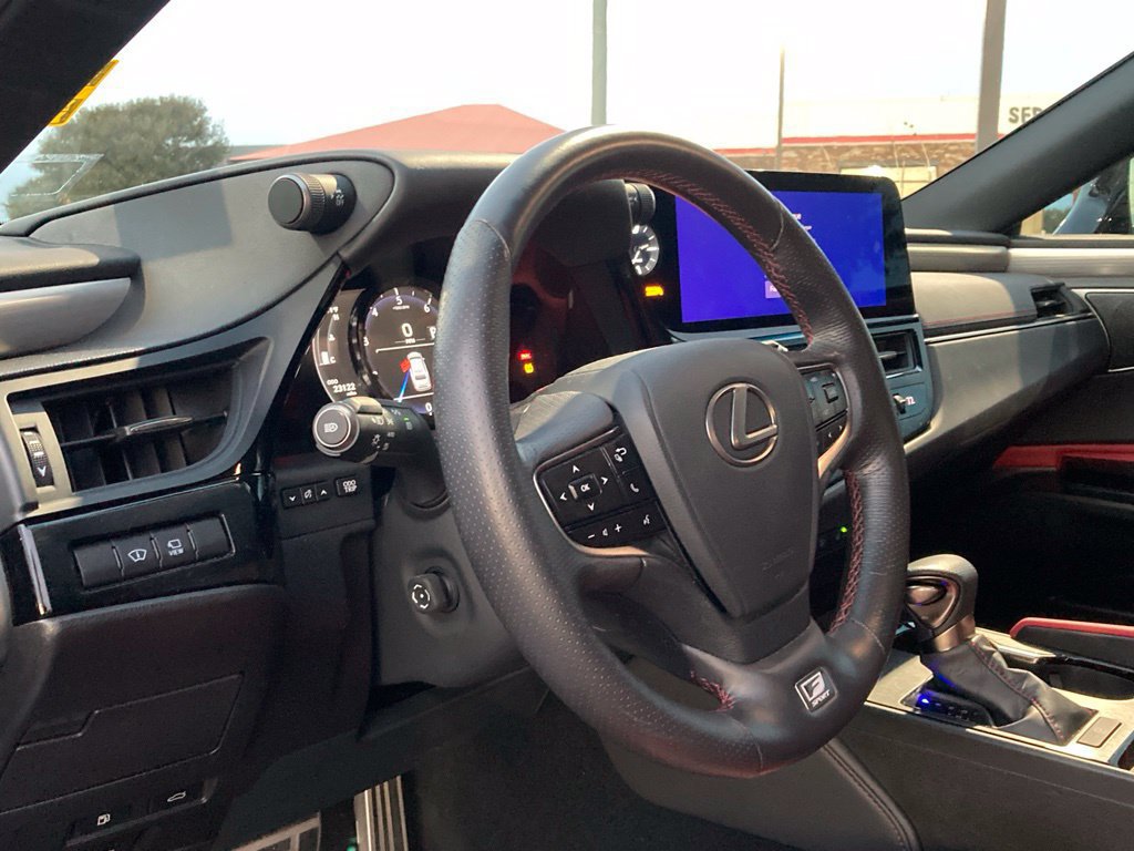 Used 2024 Lexus ES 350 F Sport w/ Accessory Package (Z2) FWD image 9