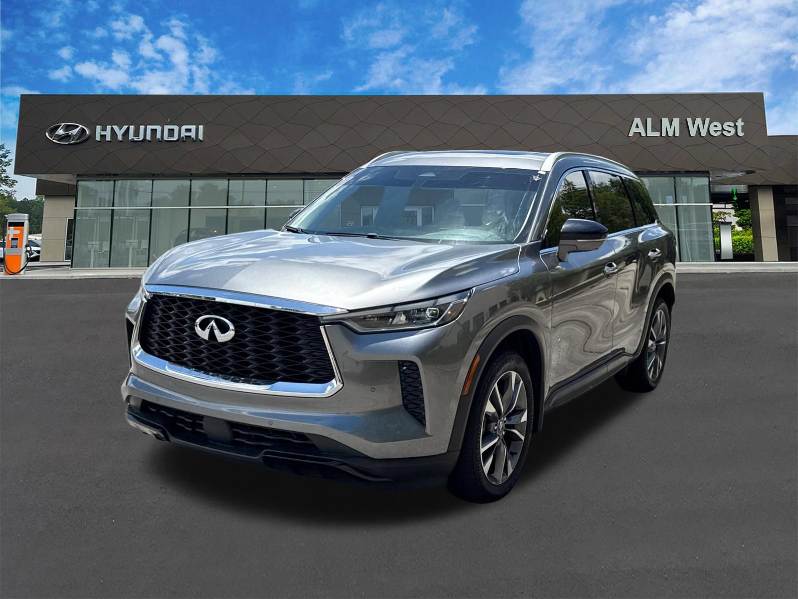Used 2024 INFINITI QX60 Luxe w/ Cargo Package