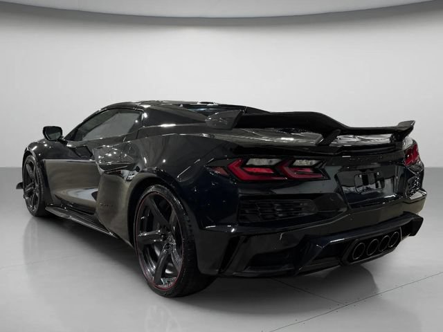 Used 2024 Chevrolet Corvette Z06 w/ Z07 Performance Package RWD image 5