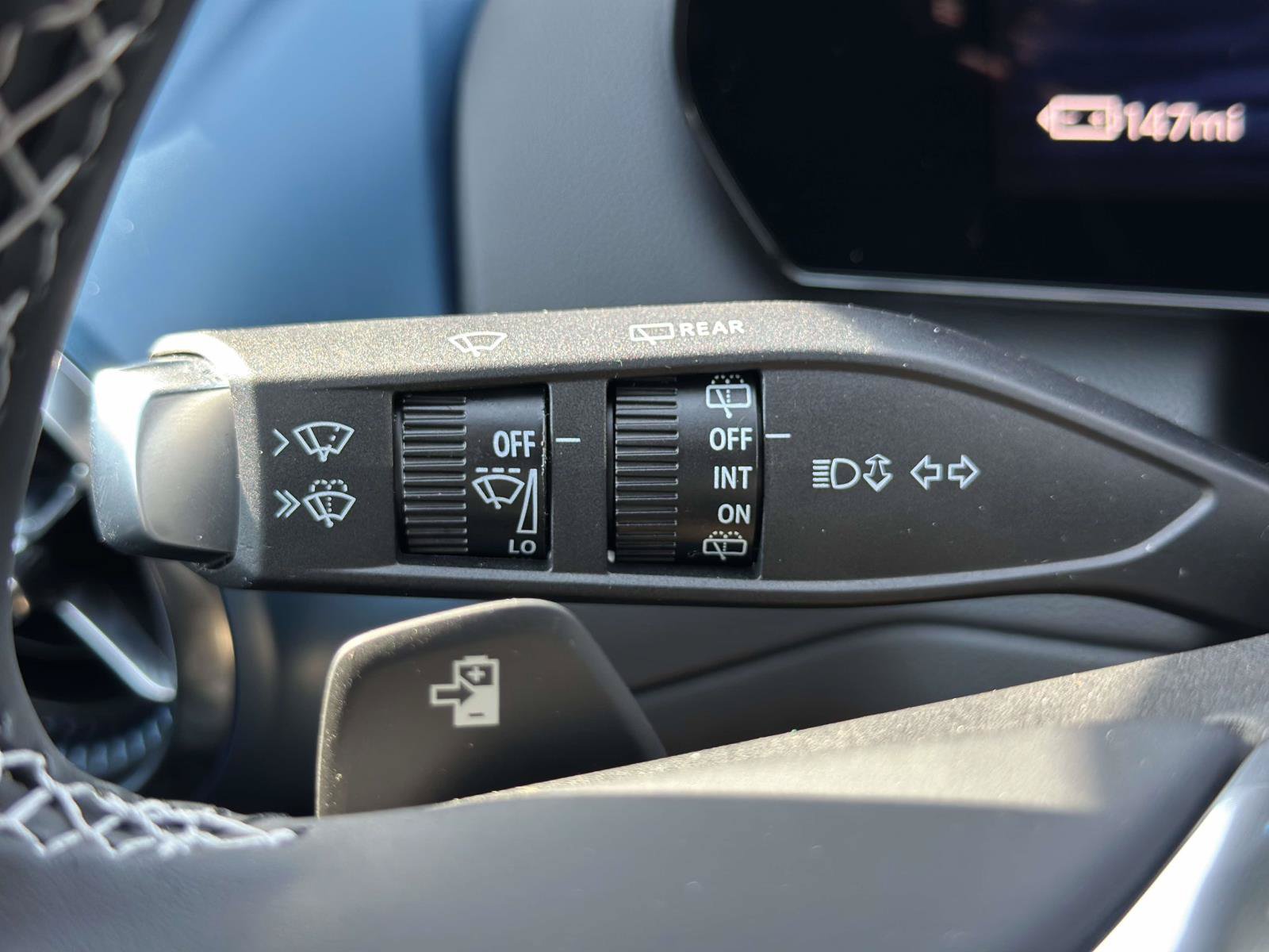 New 2026 Chevrolet Equinox EV LT w/ LPO, Blackout Package FWD image 16