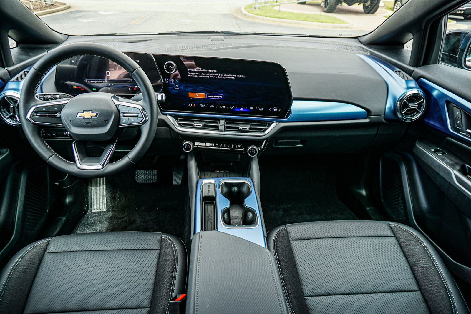 New 2026 Chevrolet Equinox EV LT AWD/4WD image 22