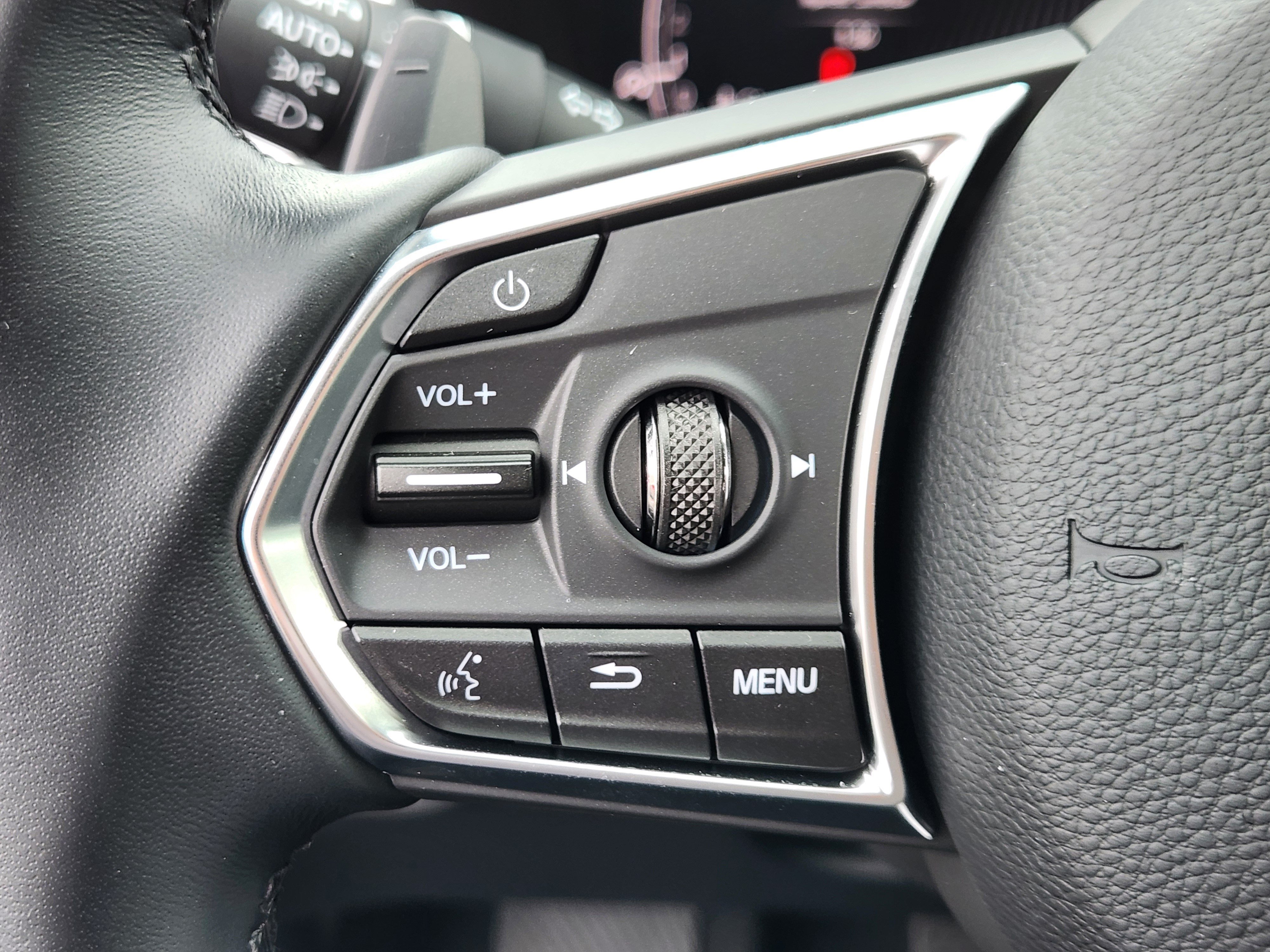 Certified 2026 Acura MDX w/ Technology Package AWD/4WD image 26