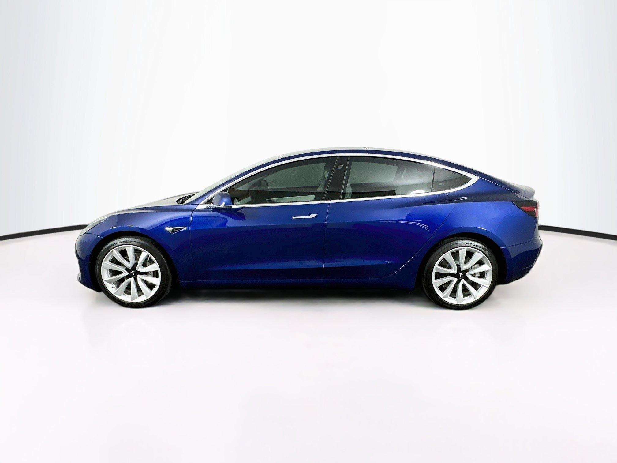 Used 2020 Tesla Model 3 Long Range AWD/4WD image 4