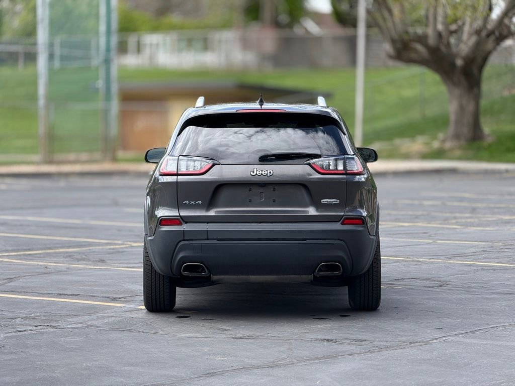 Used 2019 Jeep Cherokee Latitude Plus w/ Comfort/Convenience Group image 6