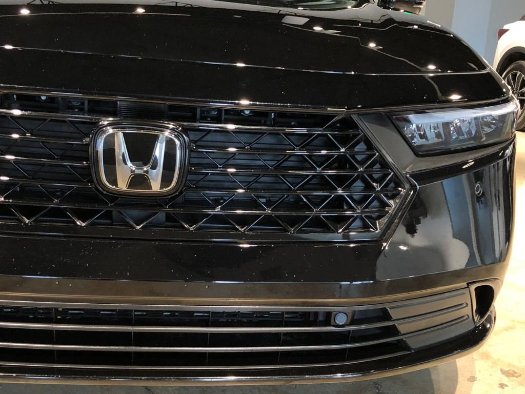 Used 2024 Honda Accord EX-L image 5