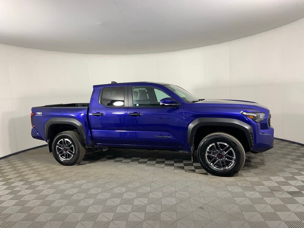 Used 2024 Toyota Tacoma TRD Off-Road w/ TRD Off Road Upgrade Package image 3
