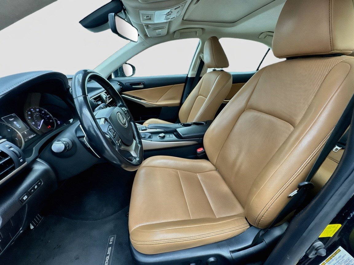Used 2017 Lexus IS 300 AWD w/ Navigation System Package image 13