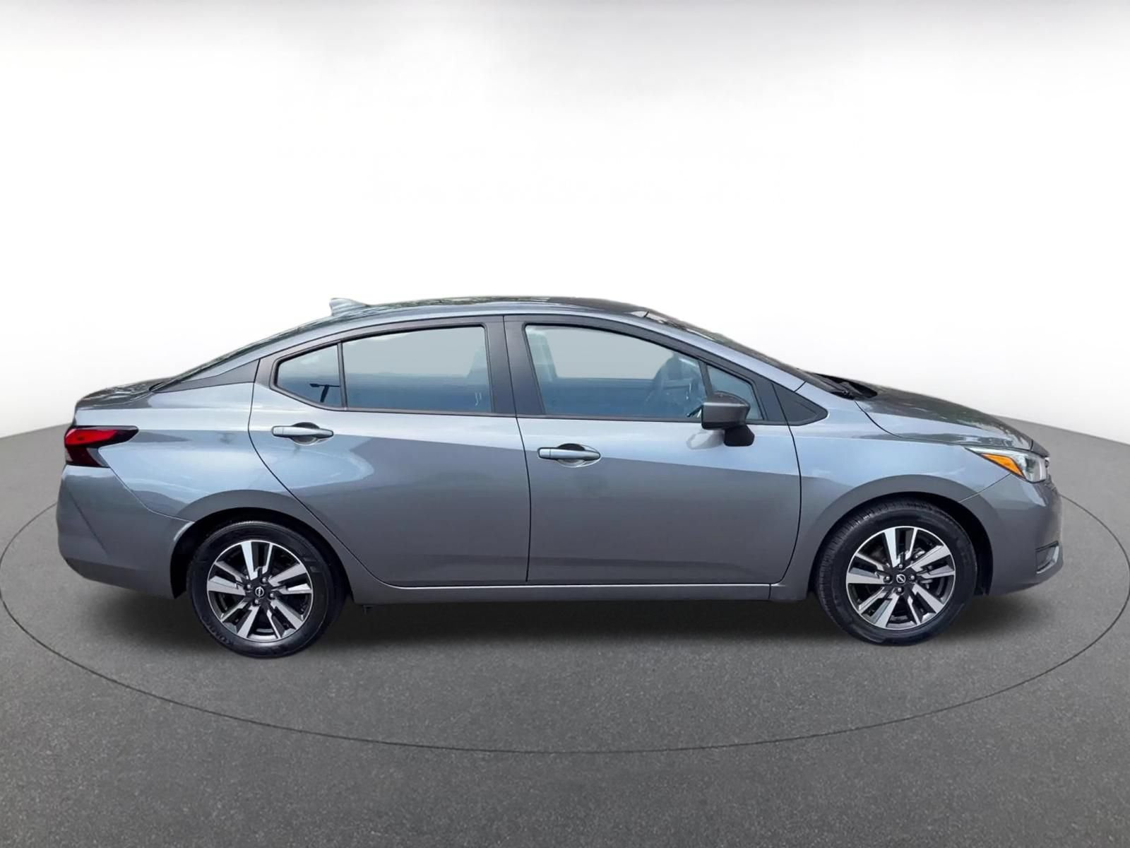Used 2025 Nissan Versa SV FWD image 16