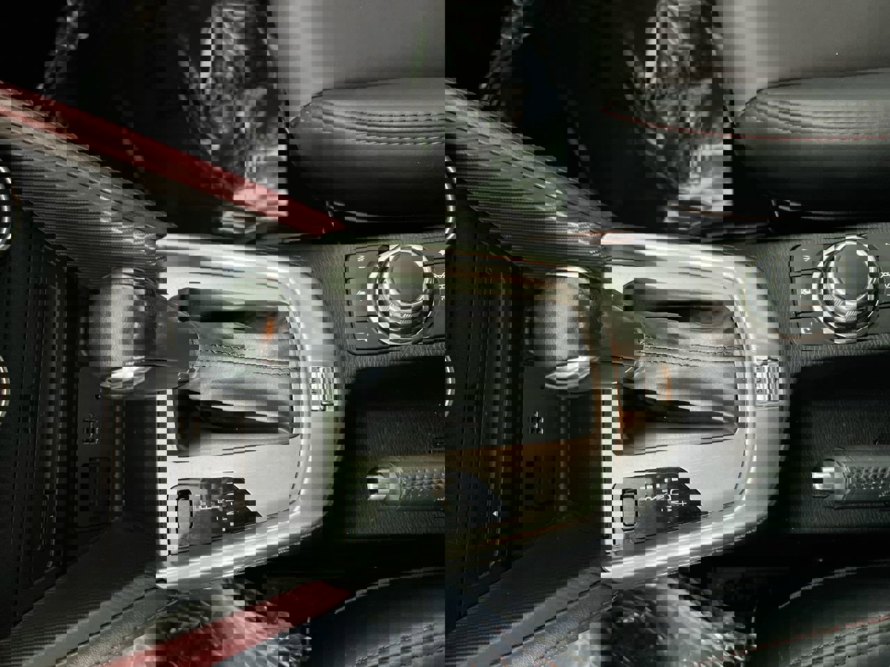 Used 2018 MAZDA CX-3 Touring image 19