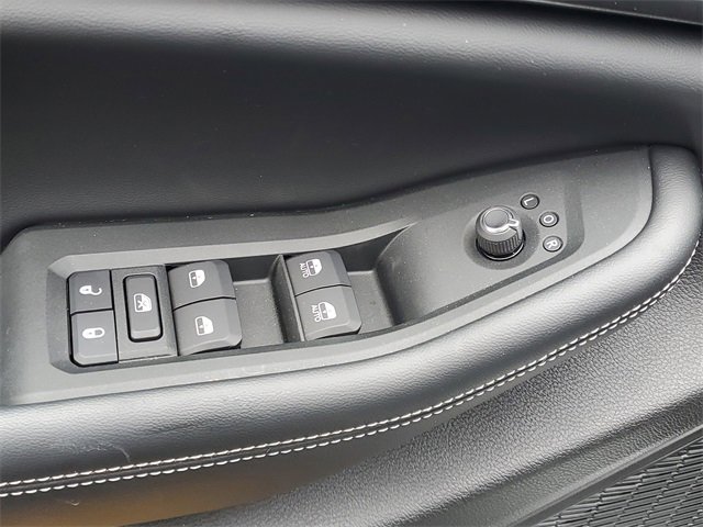 New 2025 Jeep Grand Cherokee L Altitude image 17