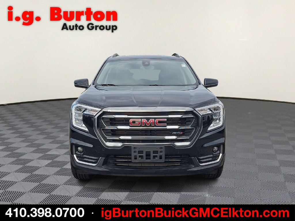 Used 2022 GMC Terrain AT4 AWD/4WD image 2