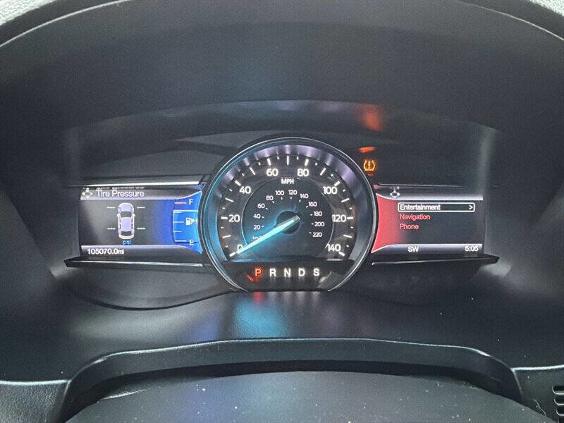 Used 2017 Ford Explorer XLT w/ Equipment Group 202A image 29