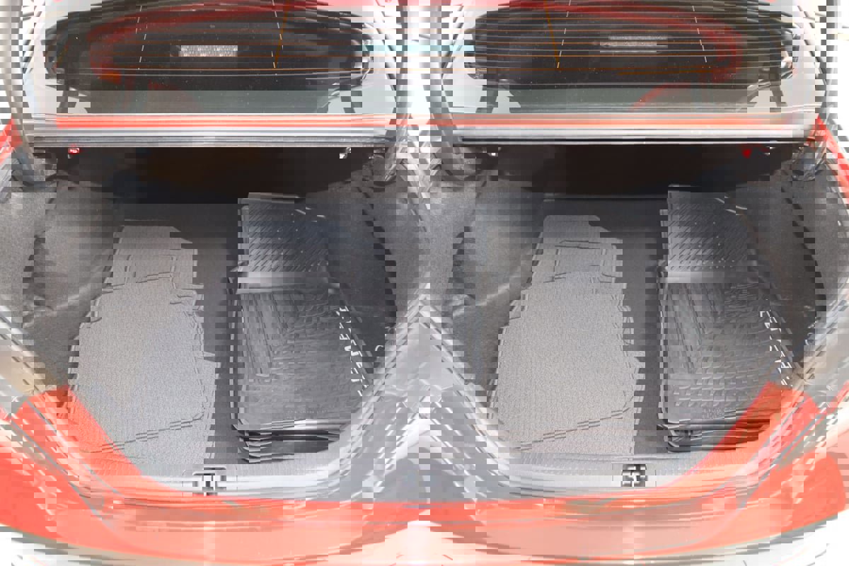 Used 2021 Toyota Camry XSE FWD image 47