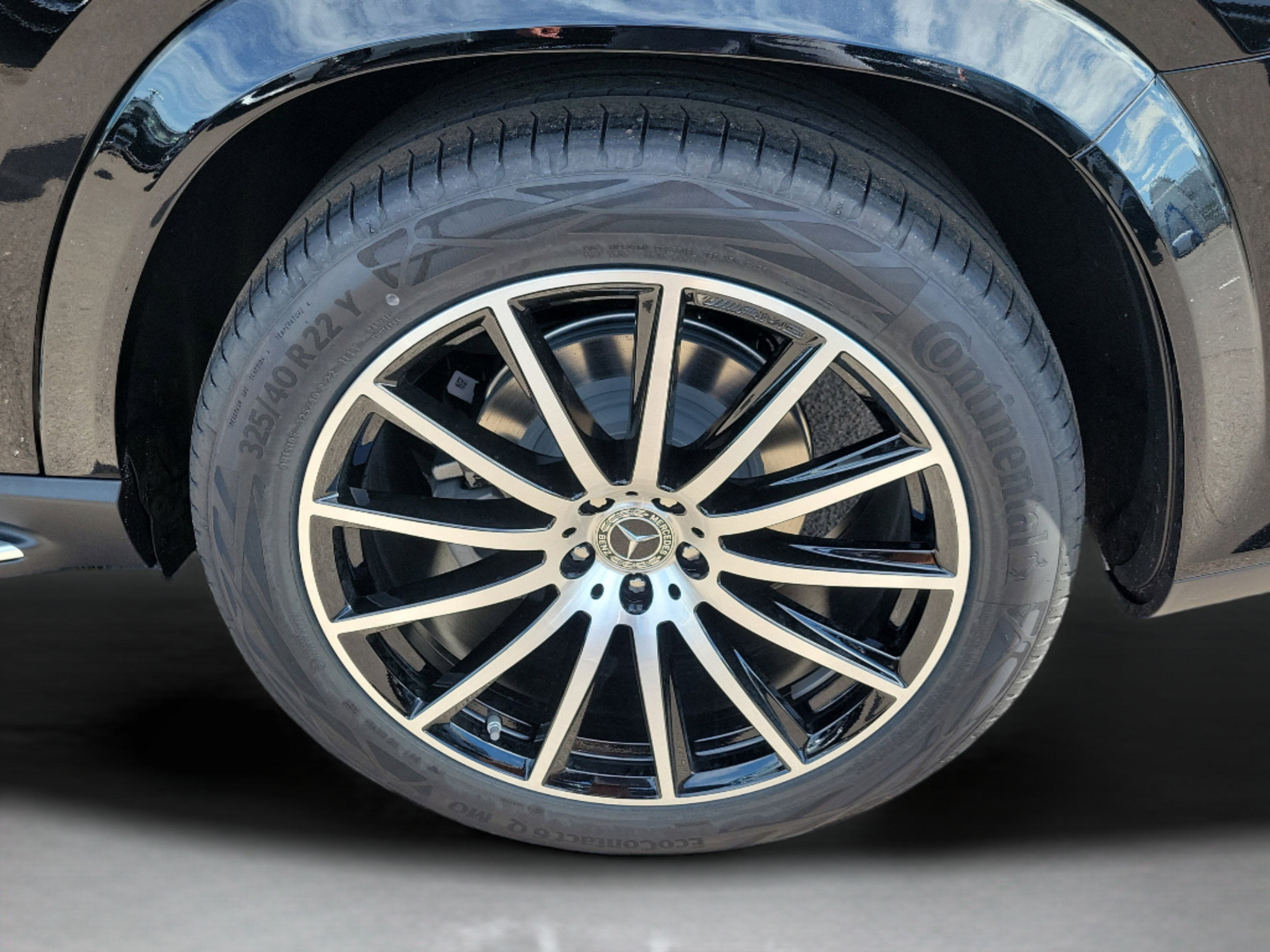 New 2026 Mercedes-Benz GLS 450 4MATIC image 29