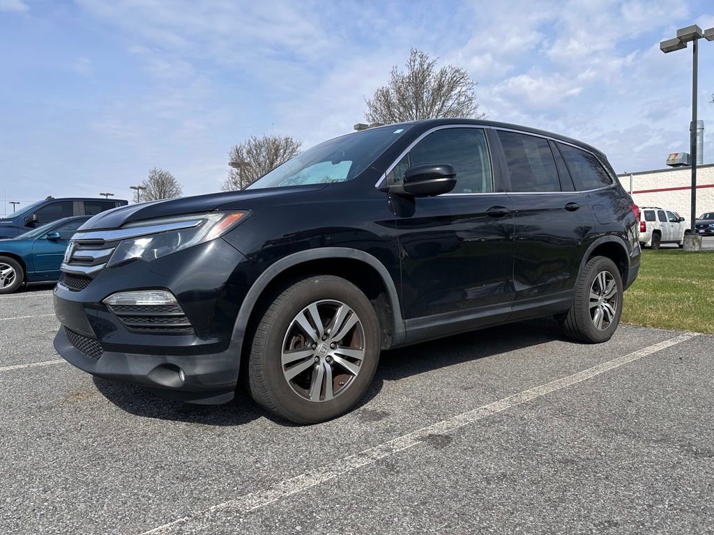 Used 2017 Honda Pilot EX-L image 2