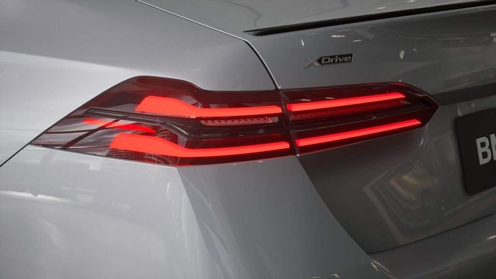 New 2026 BMW 540i xDrive image 8