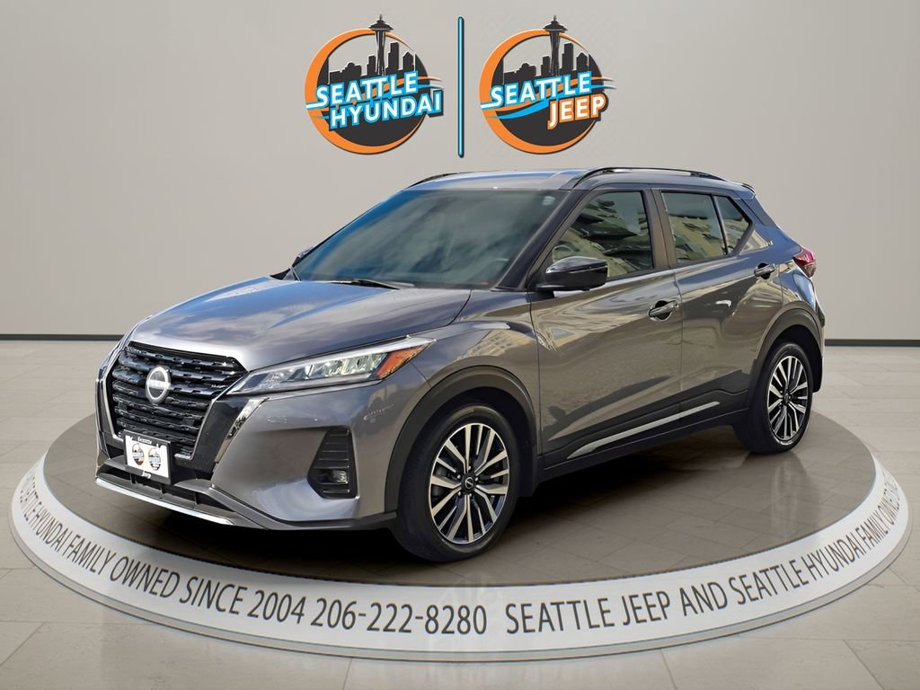 Used 2022 Nissan Kicks SR