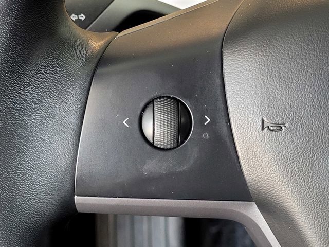 Used 2018 Tesla Model 3 Long Range image 24