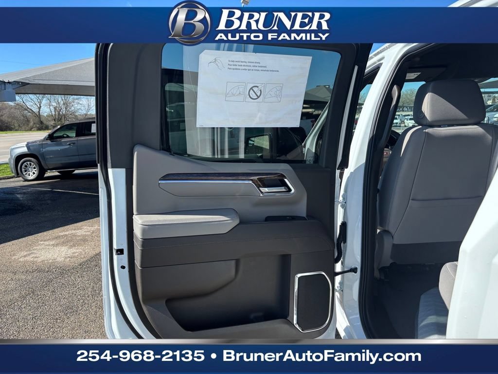 New 2026 GMC Sierra 1500 SLE AWD/4WD image 13
