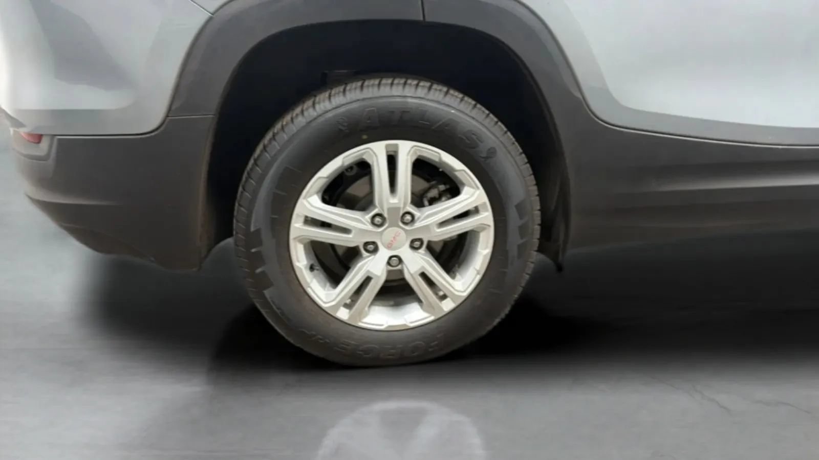 Used 2018 GMC Terrain SLE AWD/4WD image 27
