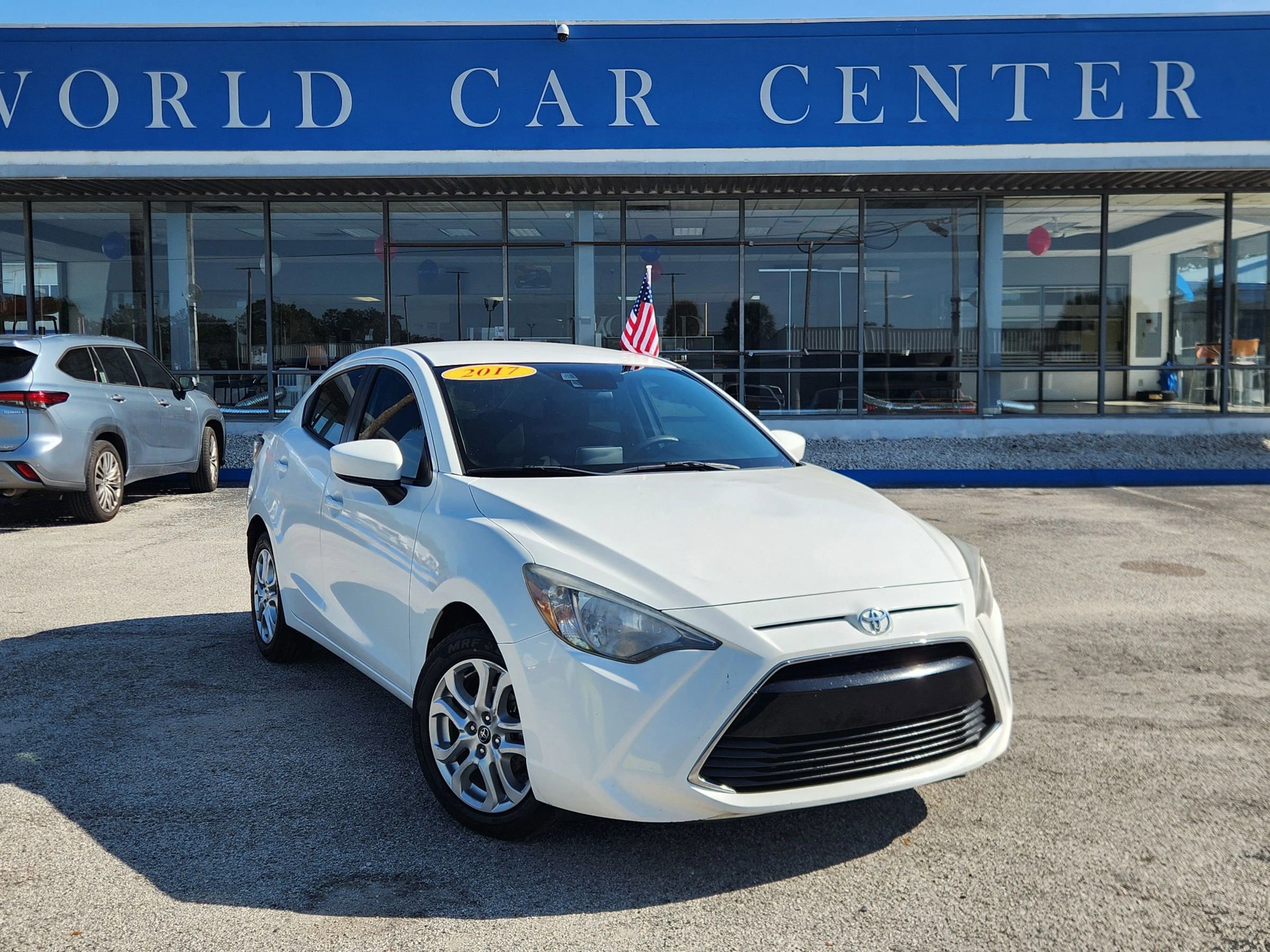 Used 2017 Toyota Yaris iA image 1