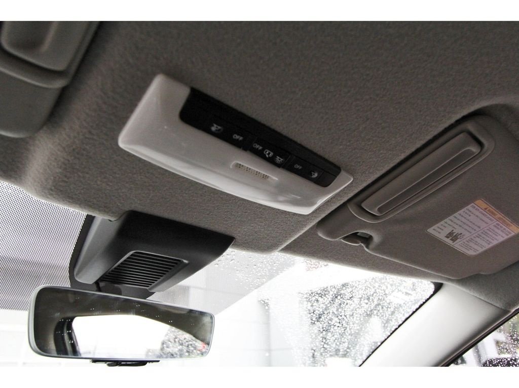 Used 2023 Nissan Kicks SV w/ Interior Electronics Package FWD image 20