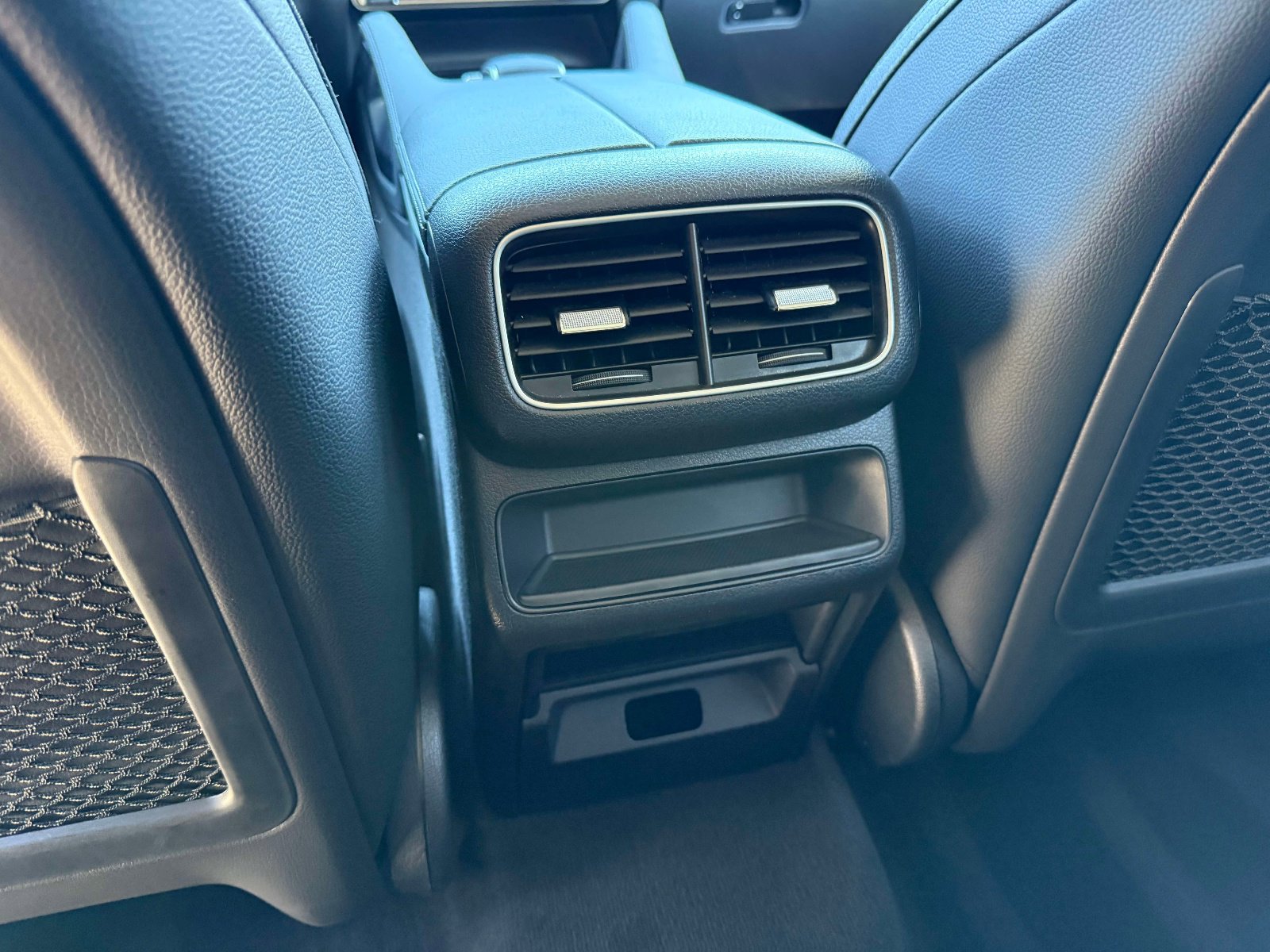 Used 2024 Mercedes-Benz GLE 350 4MATIC image 30