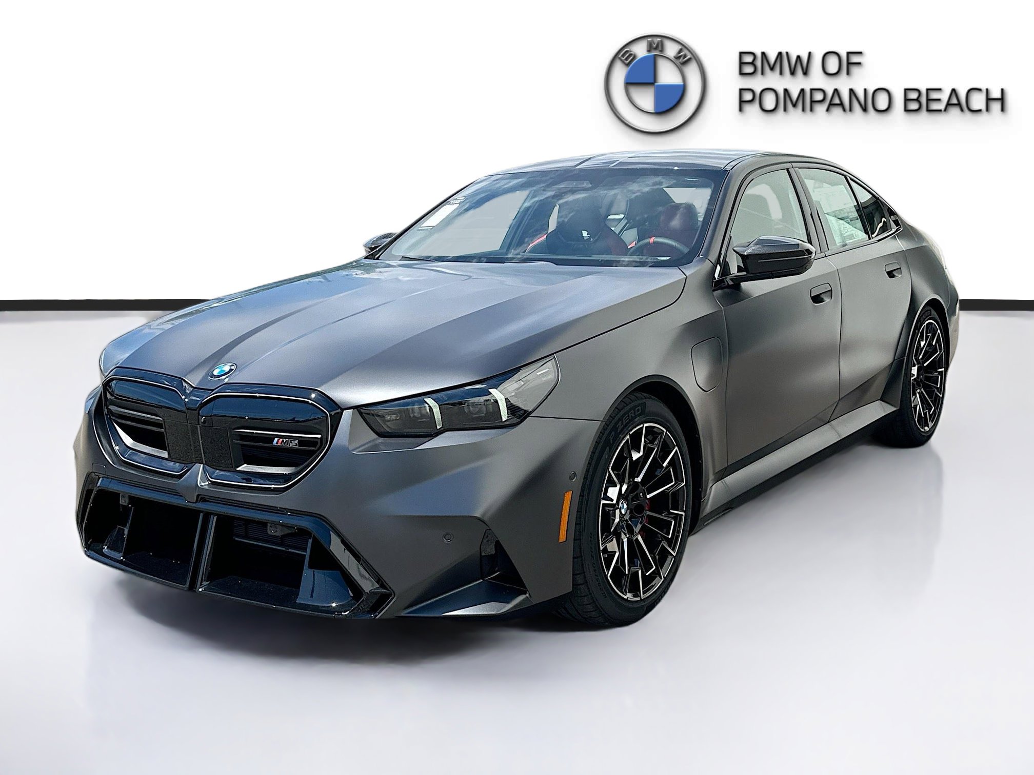 New 2026 BMW M5 w/ Carbon Package image 3