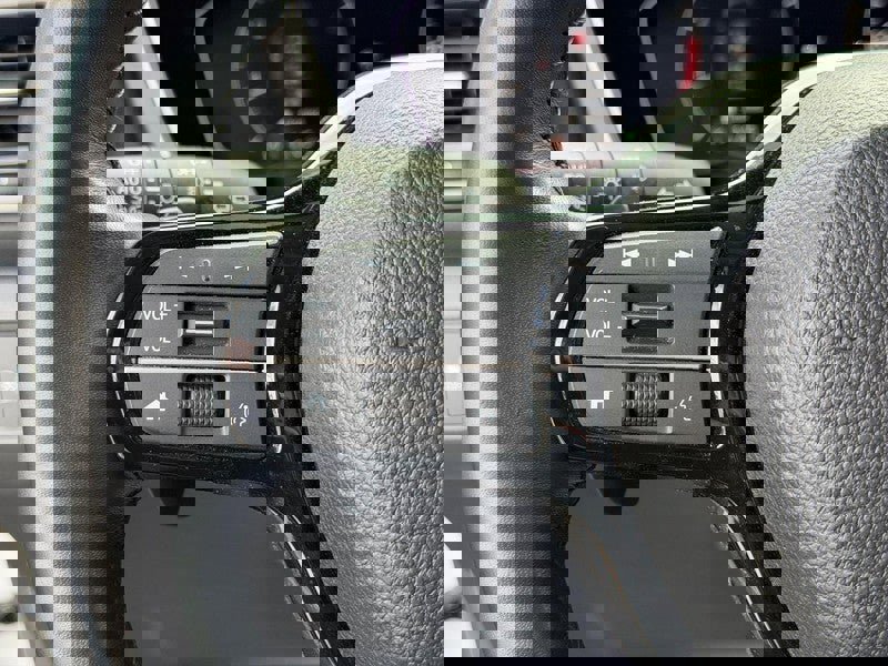 Used 2025 Honda Pilot Touring image 19