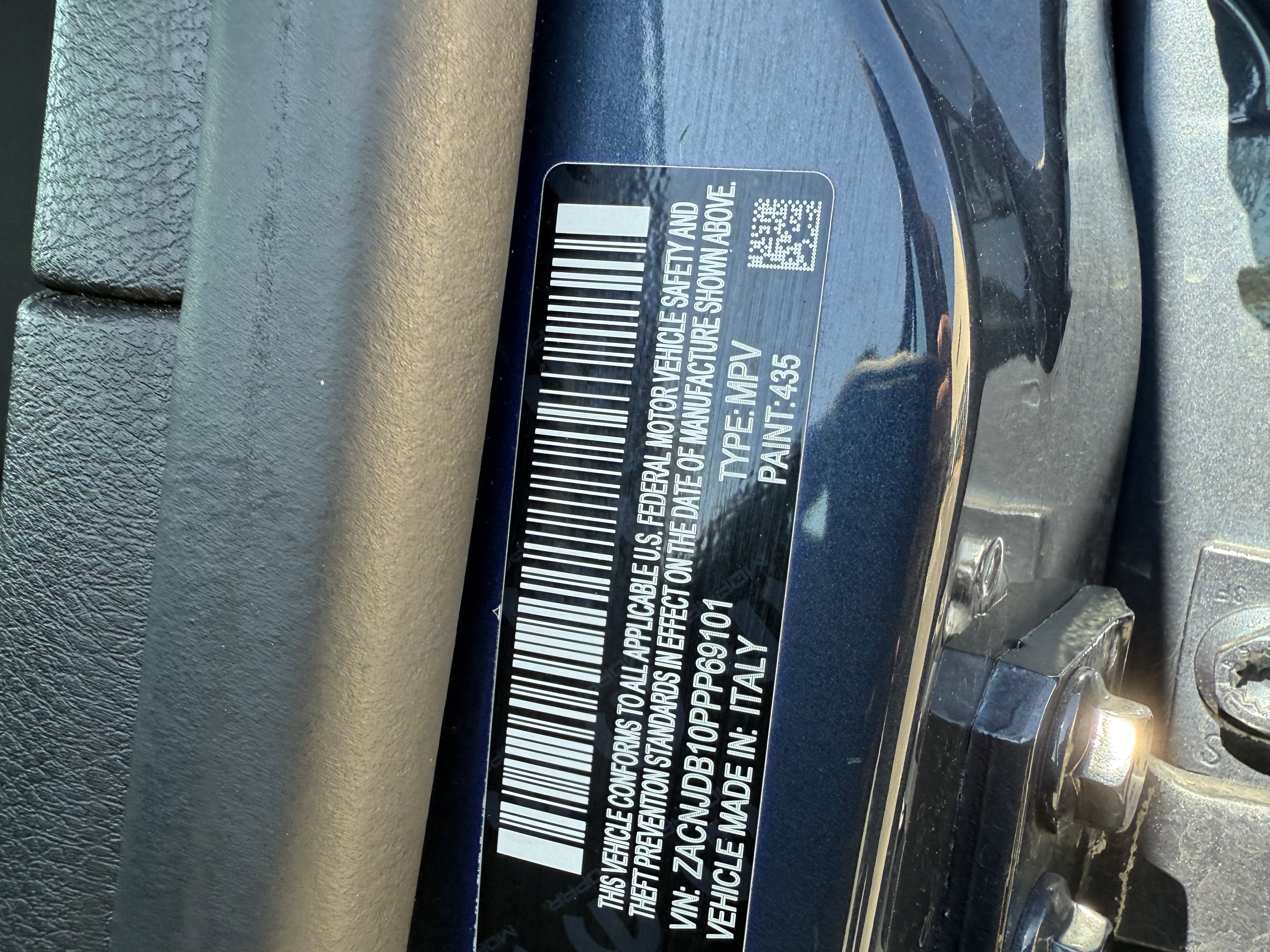 Used 2023 Jeep Renegade Latitude AWD/4WD image 27