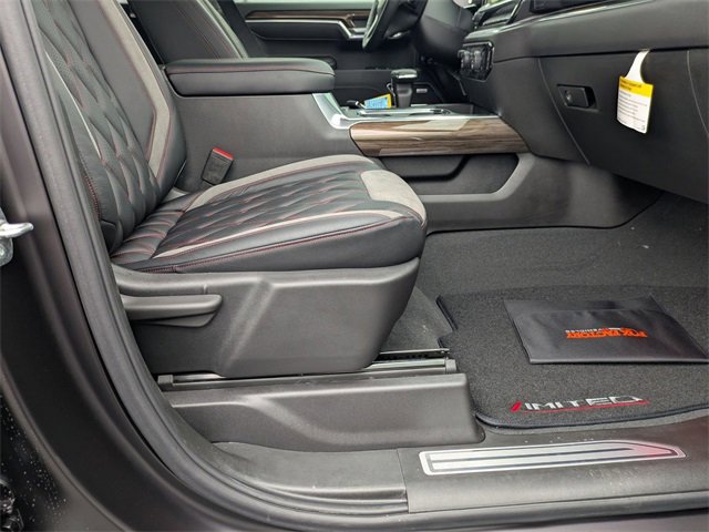 New 2025 Chevrolet Silverado 1500 RST image 38