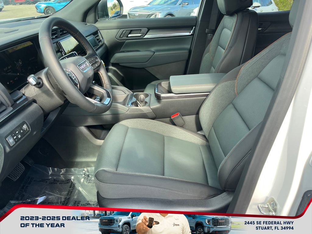 New 2026 GMC Terrain AT4 w/ Convenience Package III image 9
