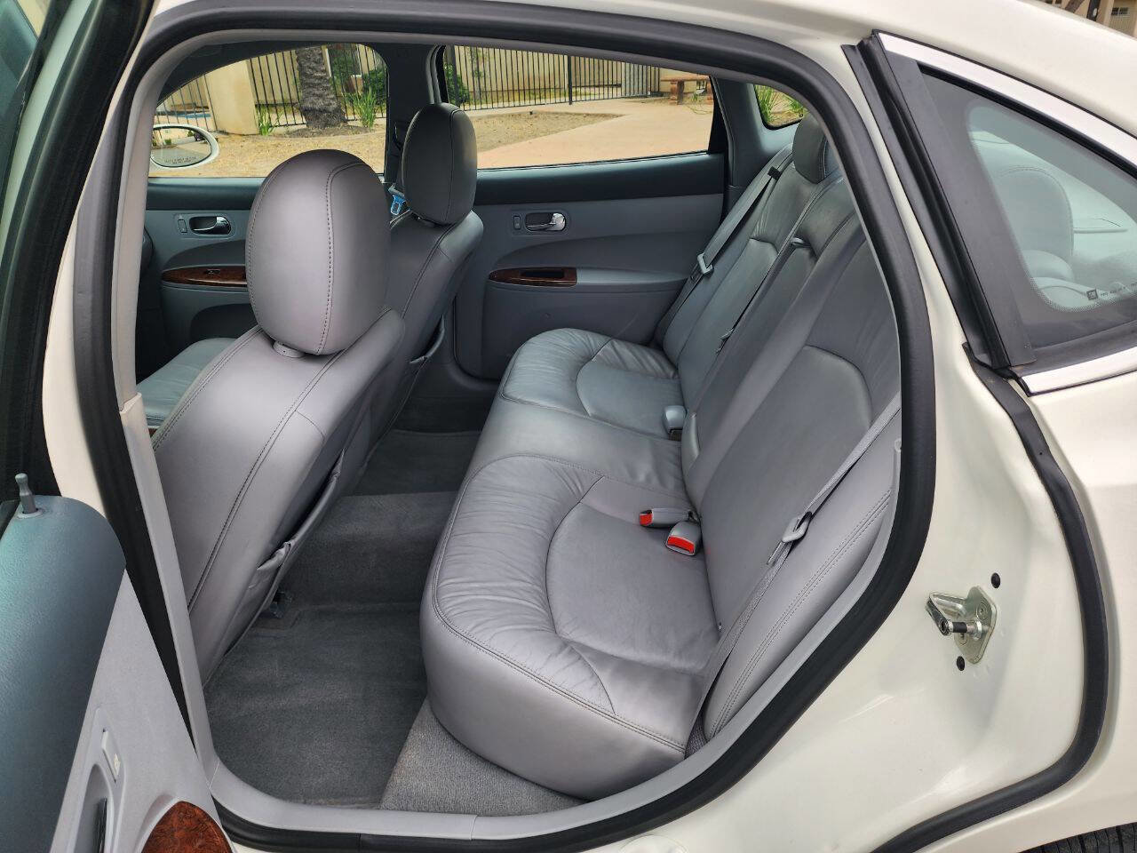 Used 2005 Buick LaCrosse CXS image 17