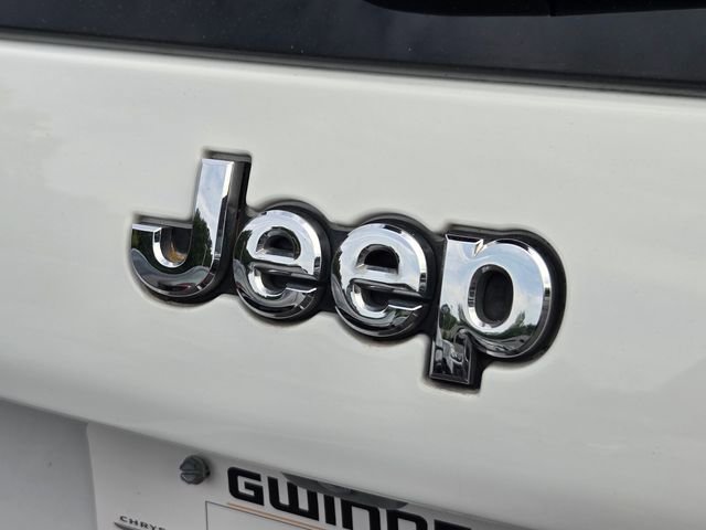 Used 2019 Jeep Cherokee Limited FWD image 34
