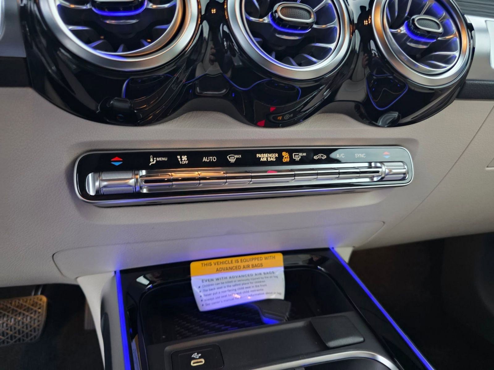 New 2026 Mercedes-Benz GLB 250 4MATIC image 15