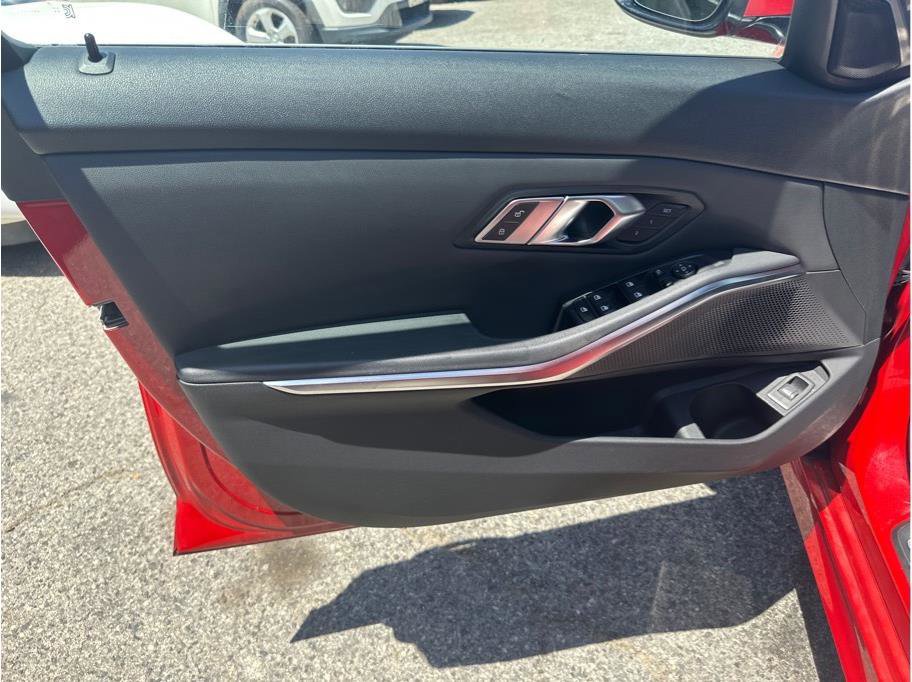 Used 2019 BMW 330i Sedan image 12