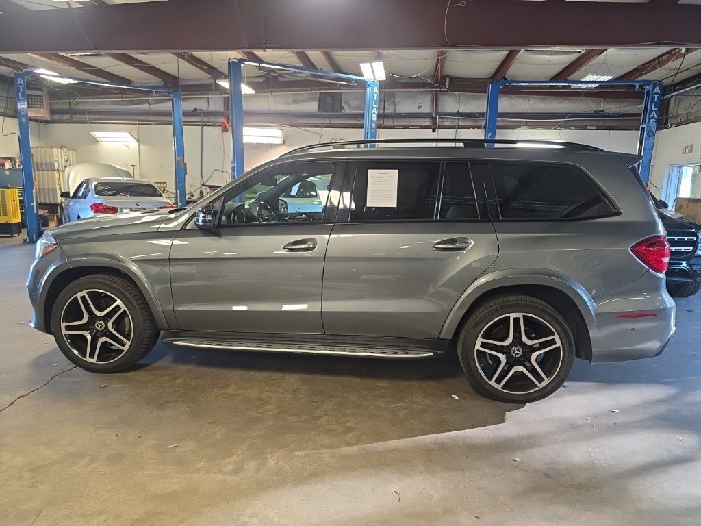 Used 2017 Mercedes-Benz GLS 550 4MATIC image 2