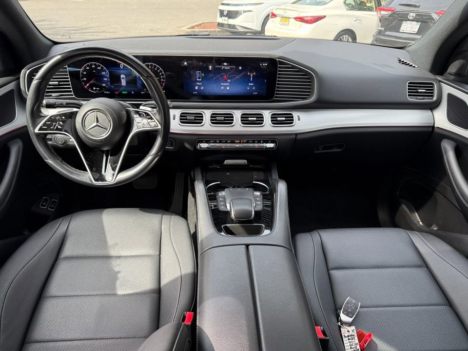 Used 2024 Mercedes-Benz GLE 450e 4MATIC image 11