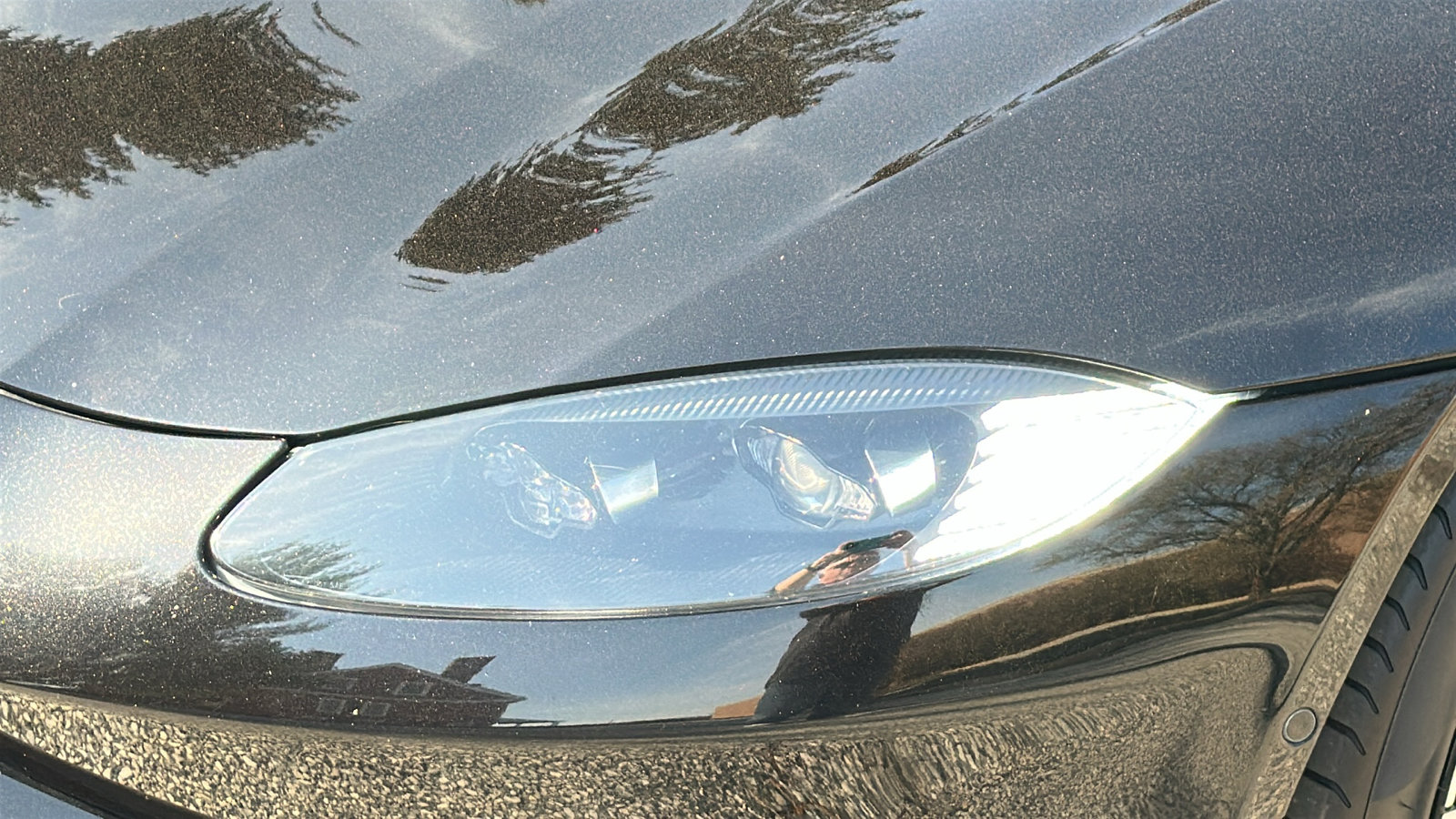 Used 2020 Aston Martin V8 Vantage Coupe image 4