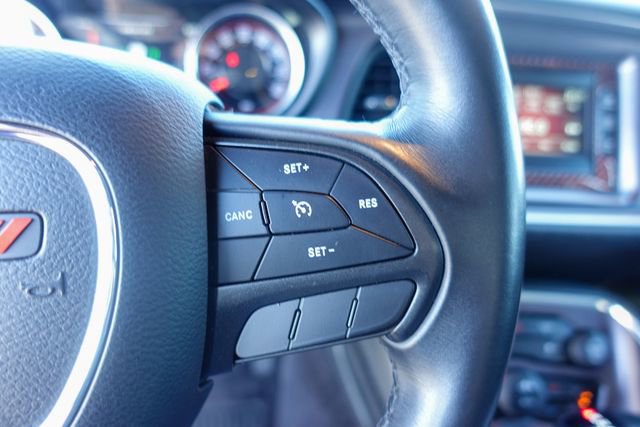 Used 2017 Dodge Challenger R/T image 15