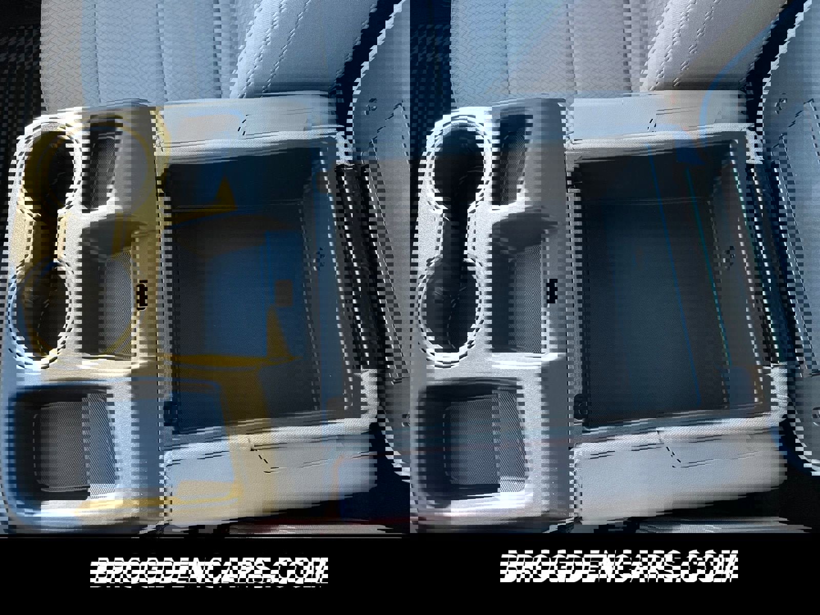 New 2026 GMC Sierra 2500 SLE w/ SLE Convenience Package image 4