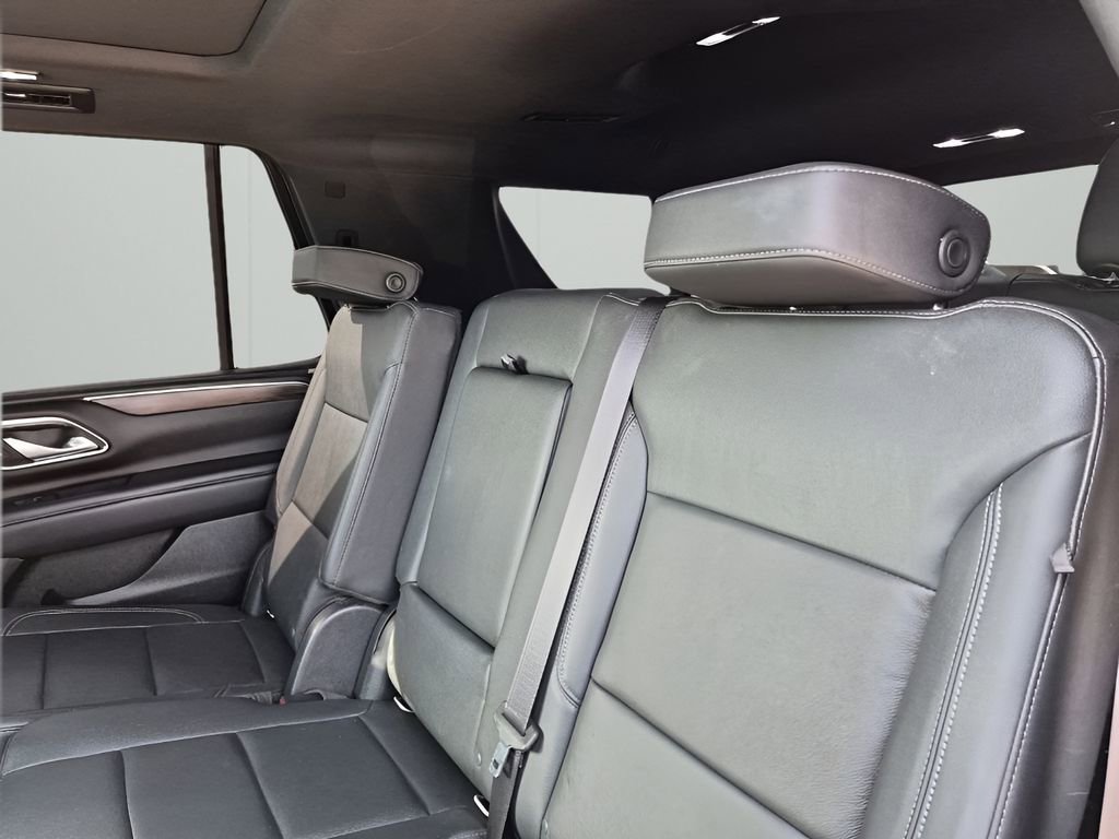 Used 2022 Chevrolet Tahoe Z71 w/ Off-Road Capability Package image 19