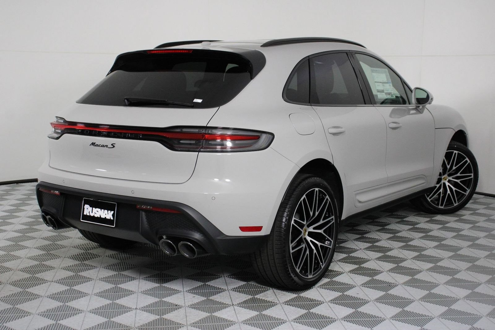 New 2026 Porsche Macan S AWD/4WD image 7