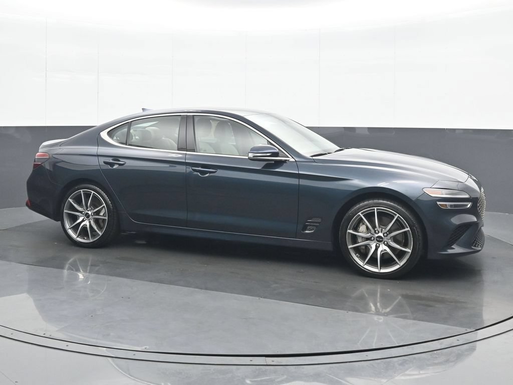 Used 2024 Genesis G70 2.5T RWD image 8