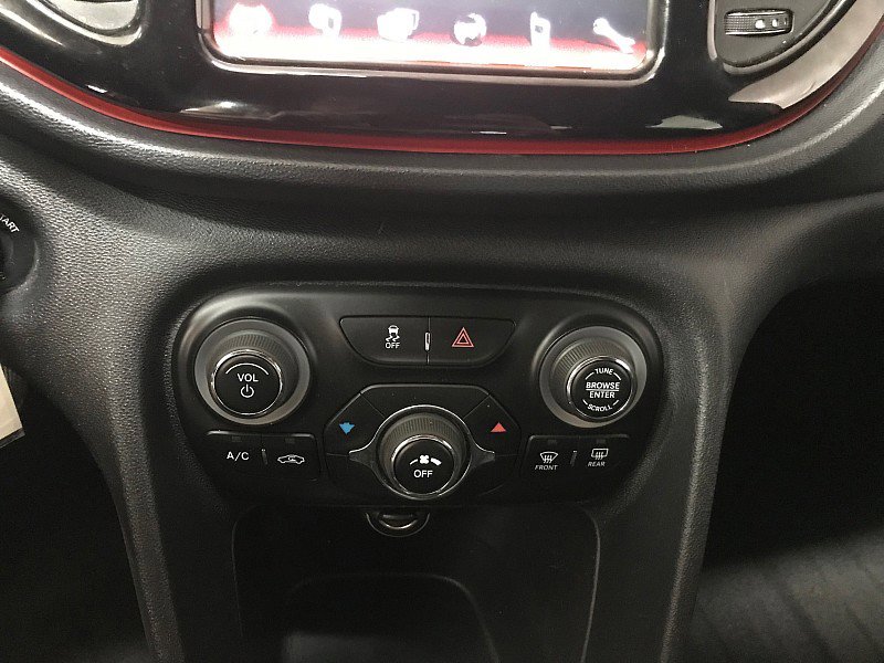 Used 2014 Dodge Dart SXT image 28