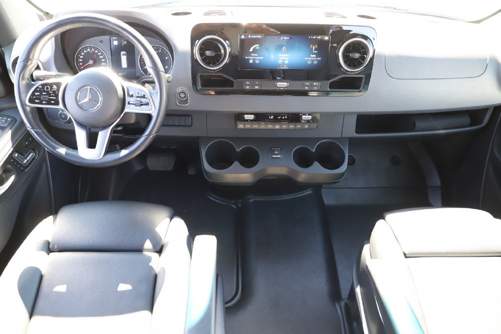 Used 2023 Mercedes-Benz Sprinter 2500 image 27